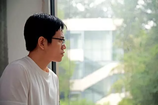 自称农民工的他,翻译了海德格尔