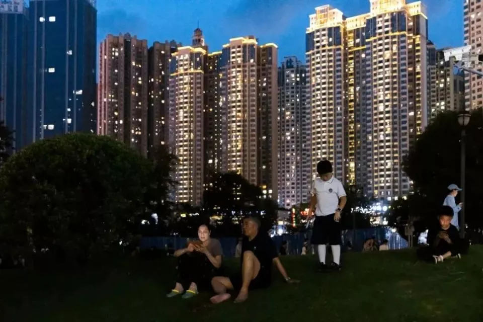 降房贷利率,如何影响穷人、富人和中产