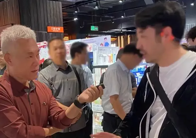 直播时被胖东来劝离！司马南不总是能赢