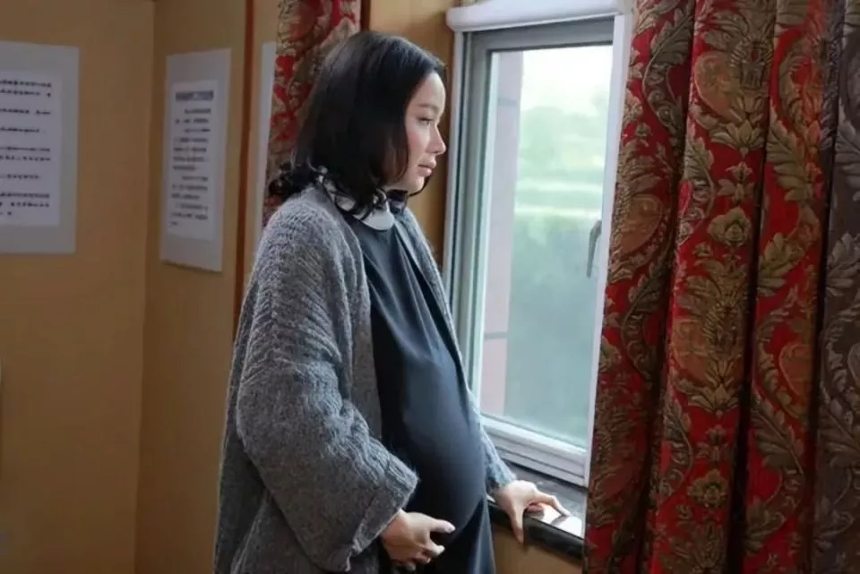 怀孕的妇女,在监狱如何生子