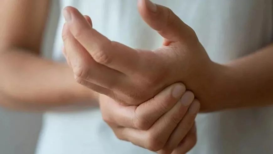 女子因红斑狼疮导致肾衰竭,这个病真的是不治之症吗
