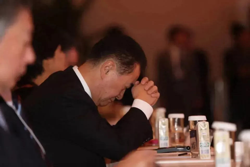 王健林,被好兄弟追债89亿