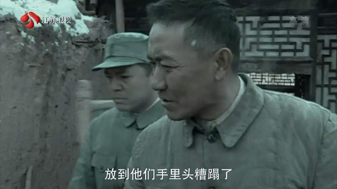 这位叔叔也配教宗馥莉做人？