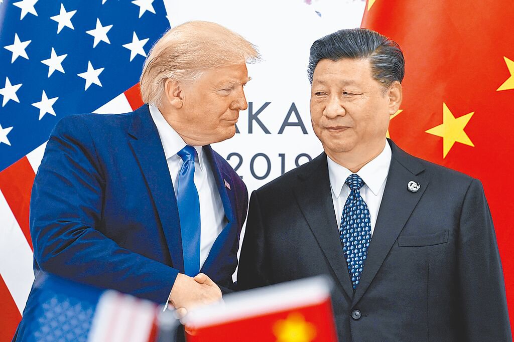 美中關係在過去幾天急遽變化,有如乘坐雲霄飛車一般,CNBC報導,分析師直指核心原因是雙方互不信任。(美聯社)