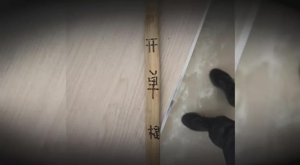 用竹片挑断手筋,剁下小拇指...缅北集团罪行曝光