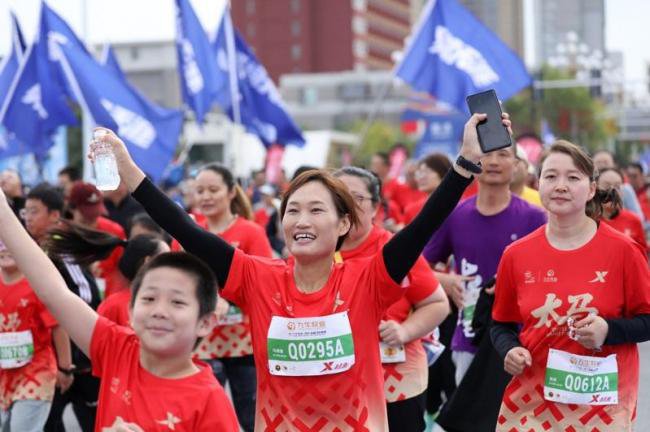 寒风吹袭?中国逾百场马拉松喊停 寒风吹袭?中国逾百场马拉松喊停