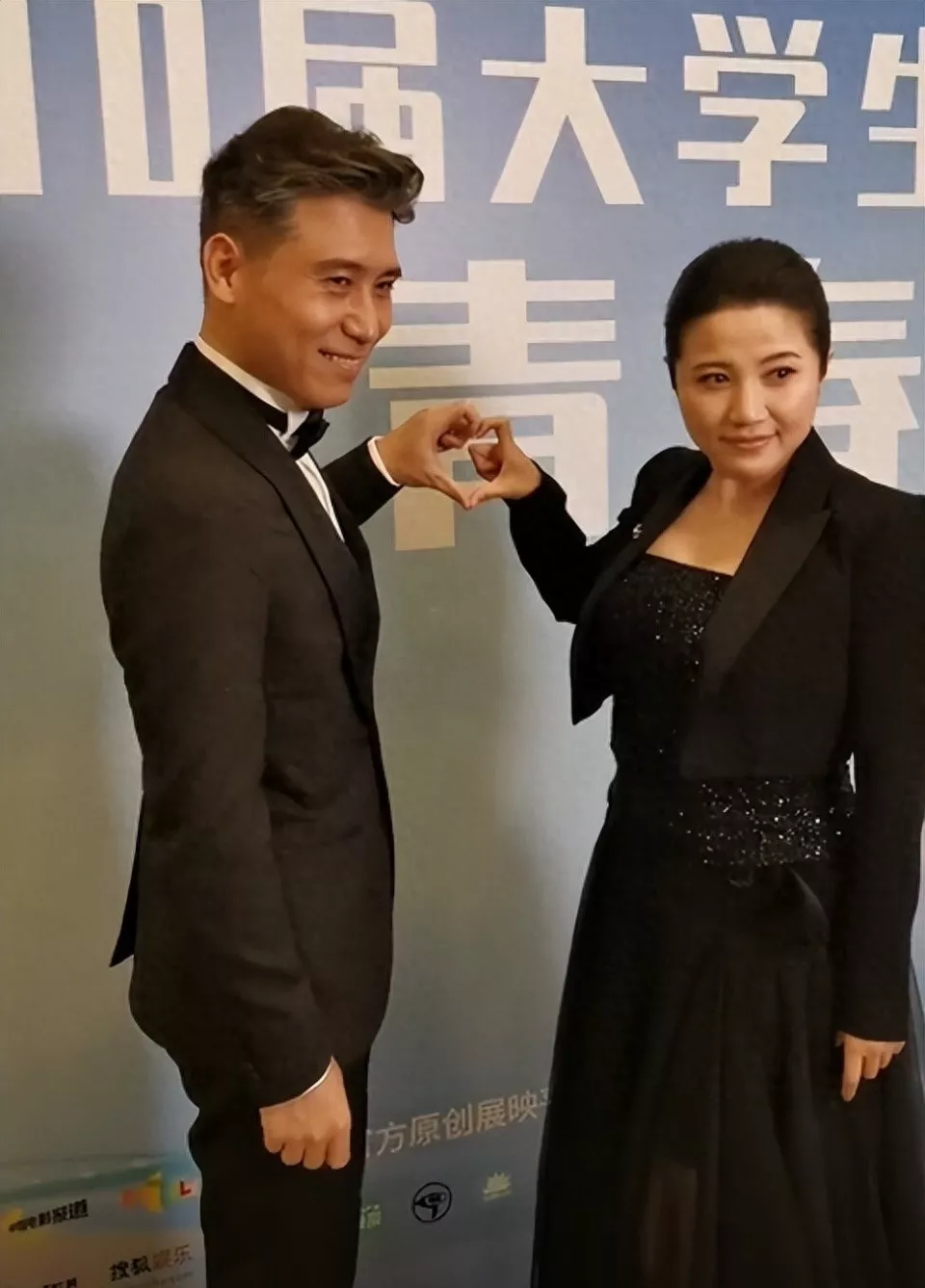 李乃文没想到，传了20年绯闻女友的颜丙燕还他清白