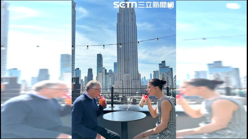 比尔盖兹(左)从小就疼爱小女儿 Phoebe Gates(右),如今她长大独立创业,父女关系也因 Phia 平台多了「首富当客服」的趣闻。 (图/翻摄自IG @Phoebe Gates )