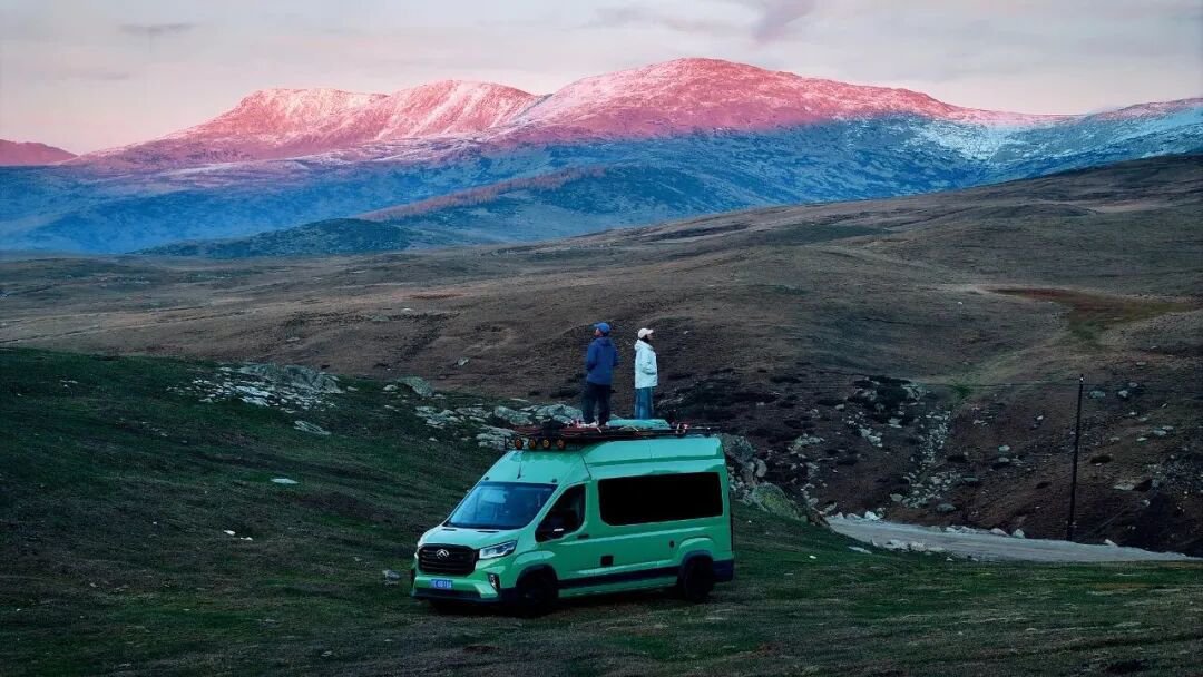 边旅行边赚钱,月入5万?