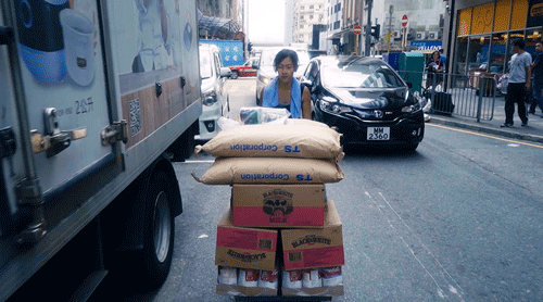 那个被富二代泡走的"最美女搬运工",现在怎么样了?