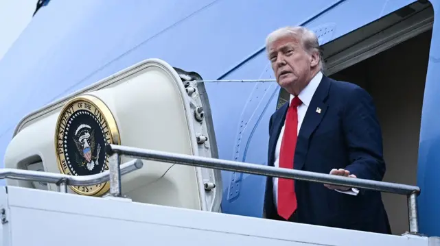 可疑“狩猎架”事件:瞄准“空军一号”?FBI展开调查…