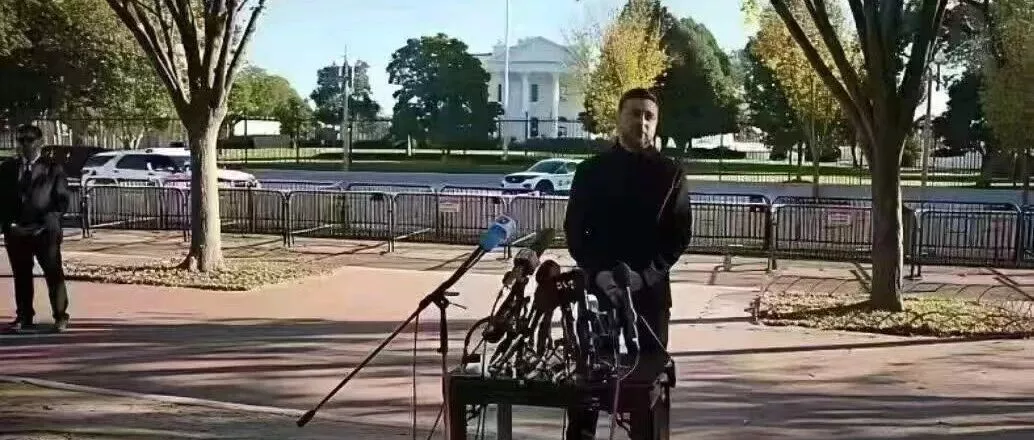 泽连斯基和他的国家，比书店还艰难