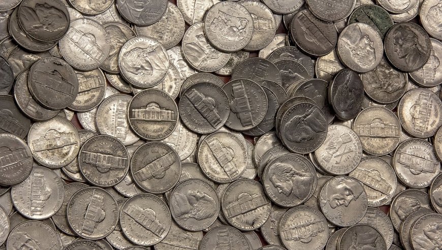 终极通胀对冲工具?美男疯狂囤积500万枚5美分硬币