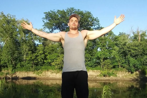 离谱！美国一名囚犯在佛罗里达州监狱内遭枪击身亡