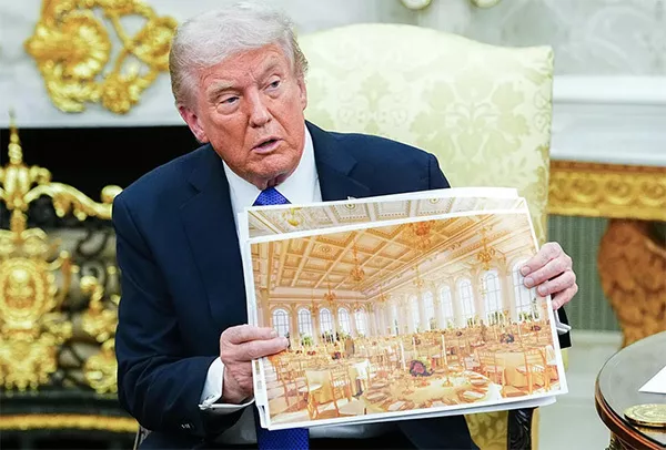 从拆一部分到全拆，特朗普的宴会厅越来越大