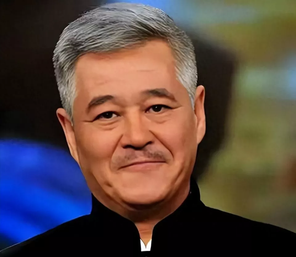 钱再多有什么用?女儿抑郁儿子败家,赵本山给中年男性敲响了警钟