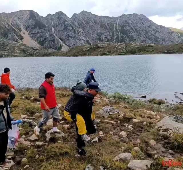 徒步党岭高反失温女孩昏迷19天后苏醒，父亲：她哭着要吃饭