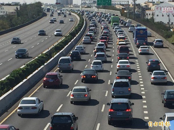 高速公路示意图,与文无关。(资料照) 高速公路示意图,与文无关。(资料照)