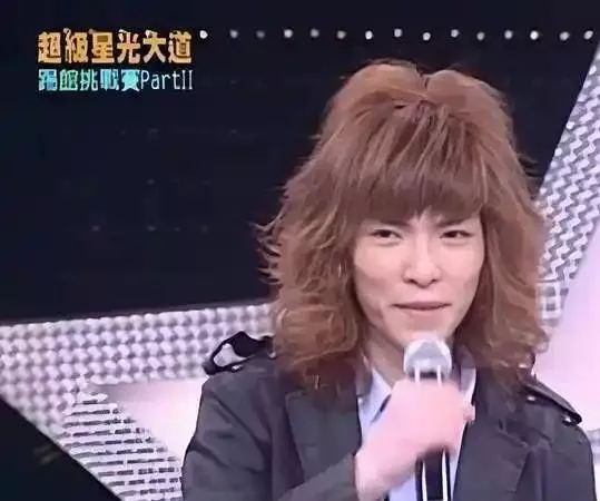 向太称呼林有慧“这个女的”,暗示女方不简单