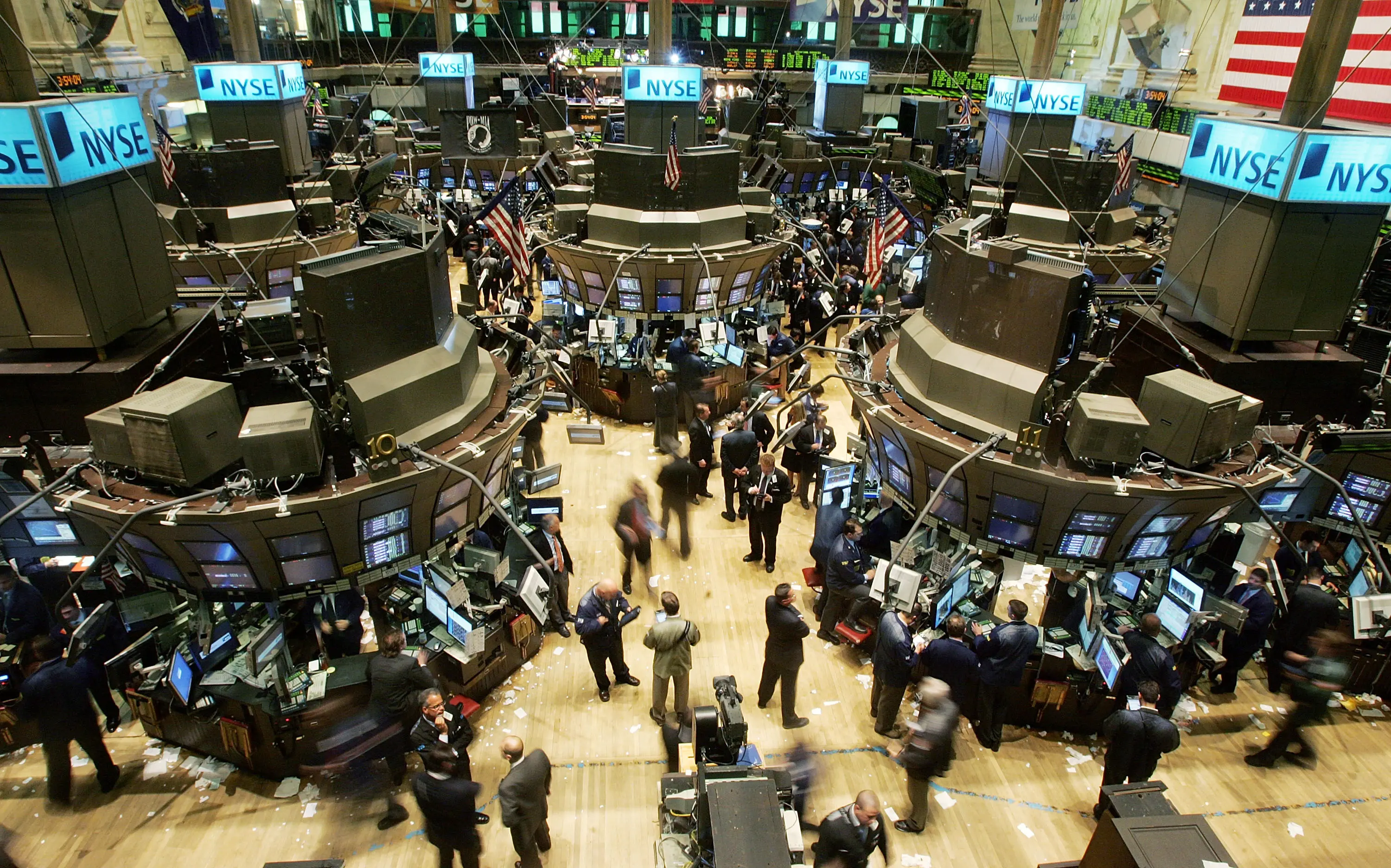 惨成陆地产美元债券接盘侠！华尔街精英们淹没在中国经济泡沫中＊ 阿波罗新闻网