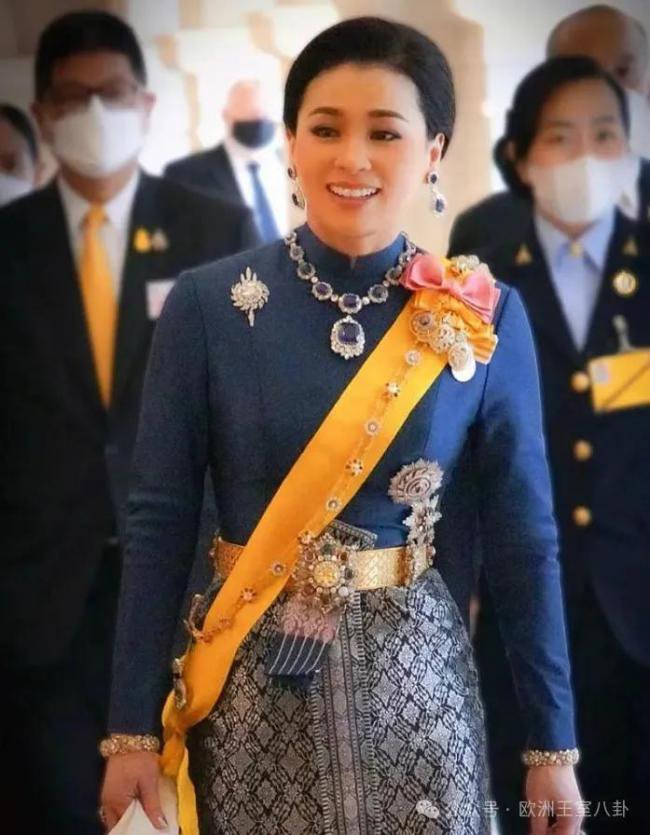 70年泰国王后,打下冠绝亚洲碾压欧洲的珠宝江山 70年泰国王后,打下冠绝亚洲碾压欧洲的珠宝江山