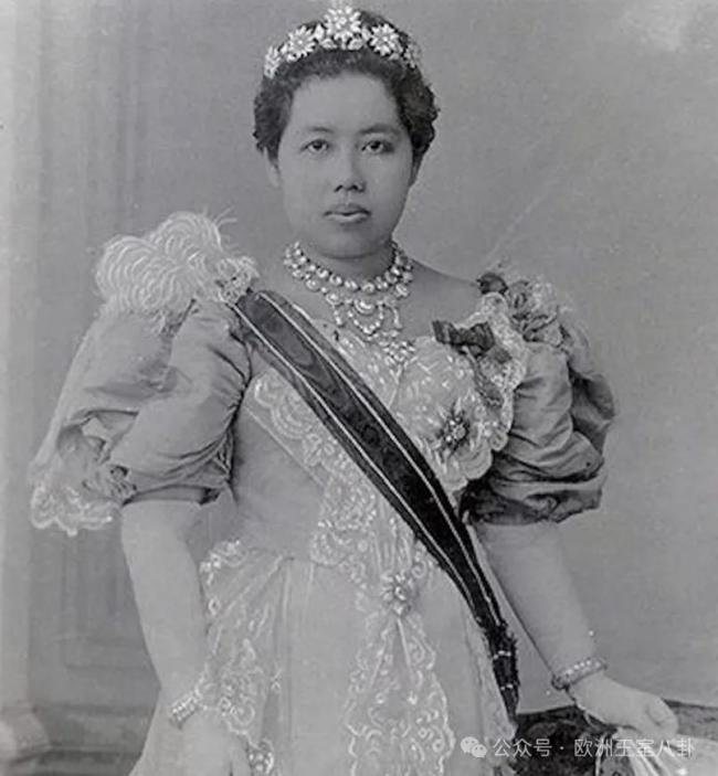 70年泰国王后,打下冠绝亚洲碾压欧洲的珠宝江山 70年泰国王后,打下冠绝亚洲碾压欧洲的珠宝江山