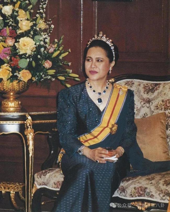 70年泰国王后,打下冠绝亚洲碾压欧洲的珠宝江山 70年泰国王后,打下冠绝亚洲碾压欧洲的珠宝江山