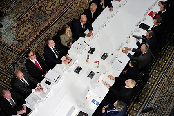 全球瞩目：川普即将开启风险最高的一次出访