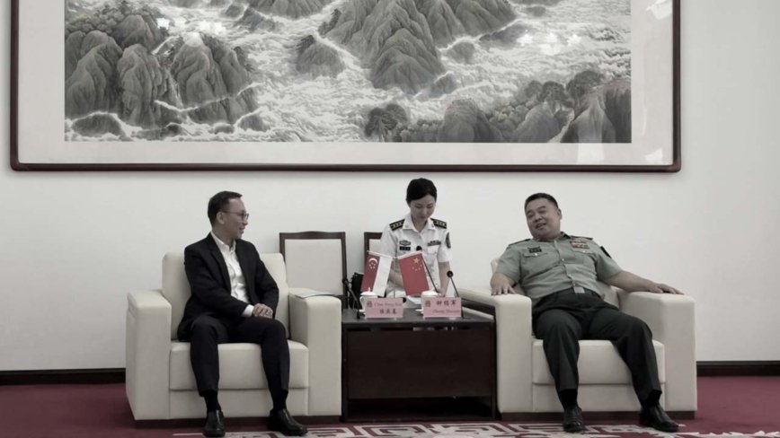 四中全会后 习军中大总管钟绍军被免职 去向不明