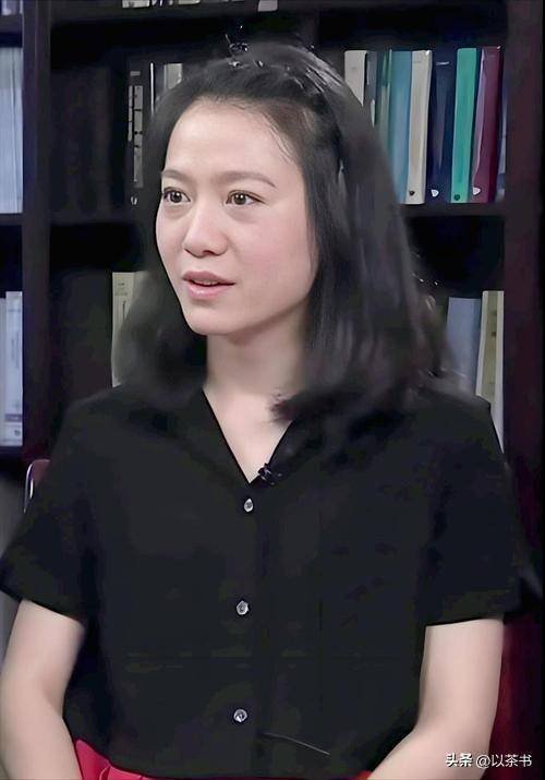 原来翁帆母亲是她,出身高知,丈夫身份也不一般 原来翁帆母亲是她,出身高知,丈夫身份也不一般