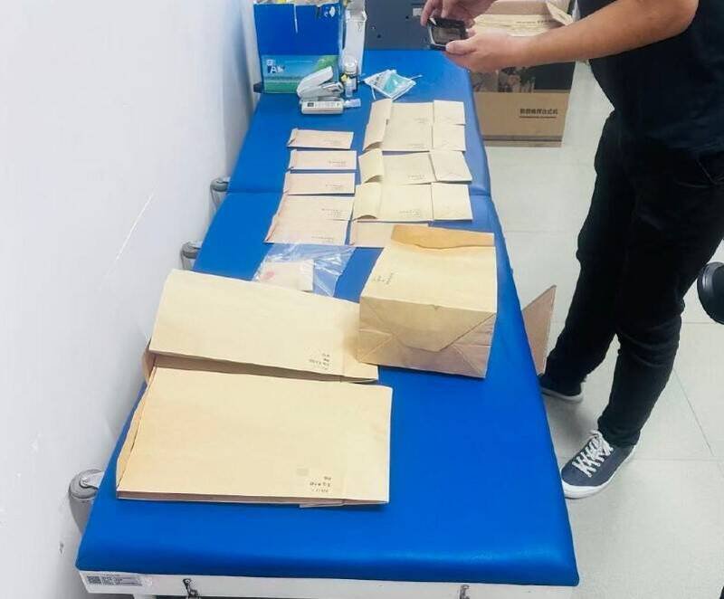 中国影音平台B站女员工出差时遭共产党党员干部邵男性侵，竟有部分证物提交后「被消失」，检方最后更决定不起诉。图为本案相关证物。（图撷自微博）