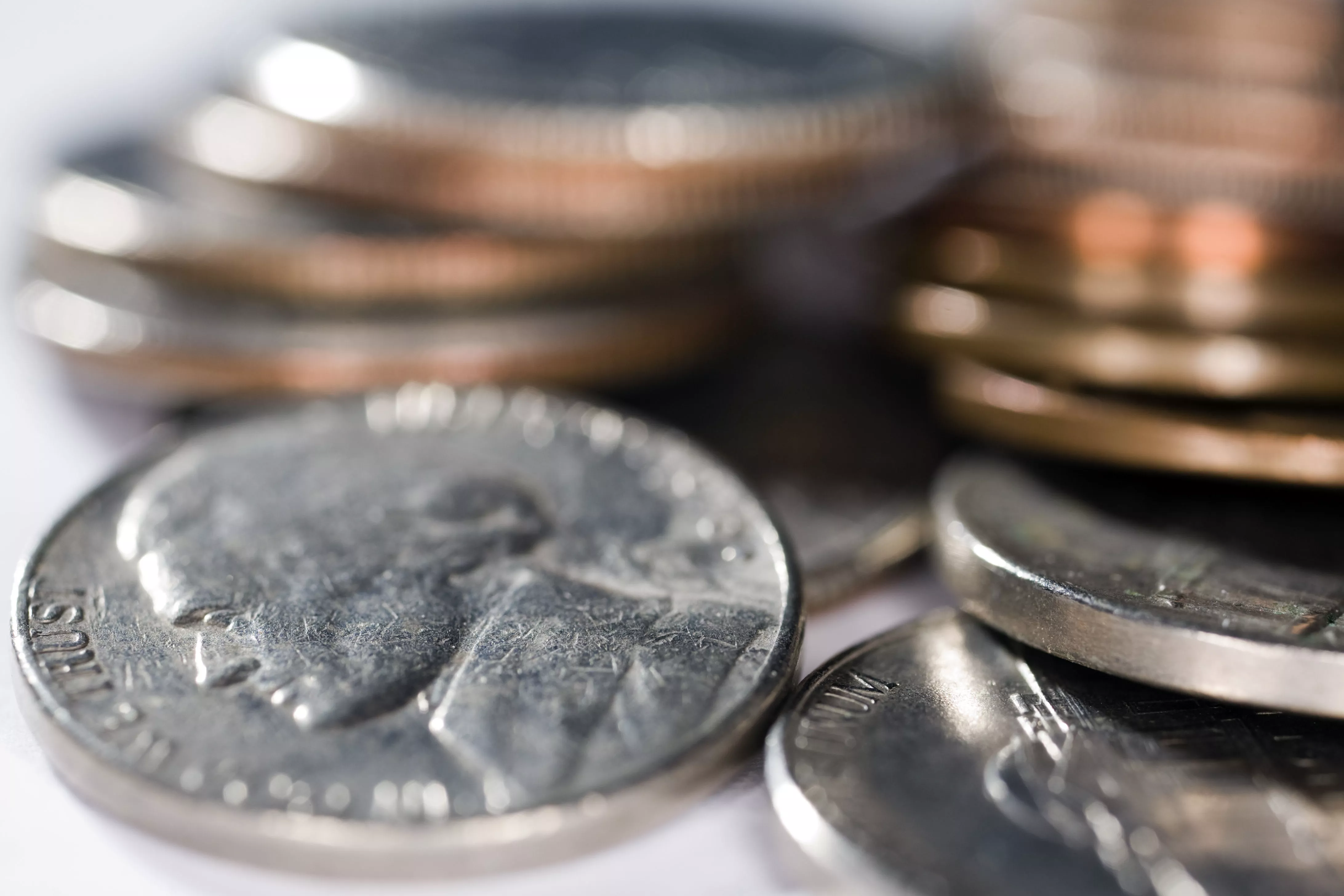 没零钱了！美国零售商店面临「找不出钱」窘境