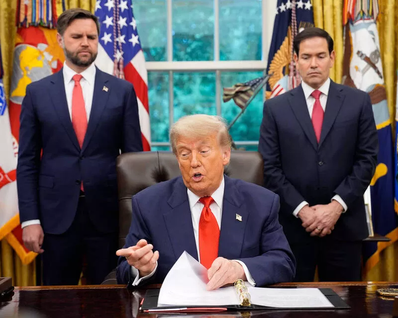 接班人之战！卫报：万斯是比特犬 卢比奥是贵宾犬