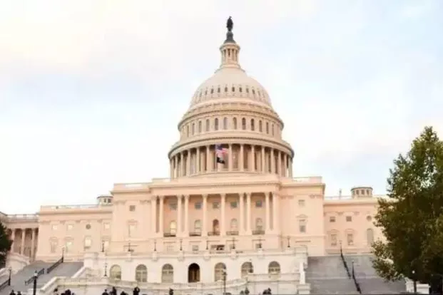 停摆将破35天历史纪录，美国政府终现“重开迹象”