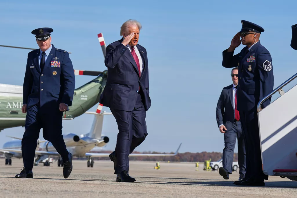 美军基地收不明粉末 多人不适 川普前一天才出入！