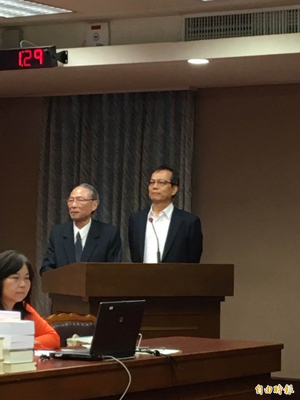 飞安会主委黄煌
</div></div>
          
<div class=