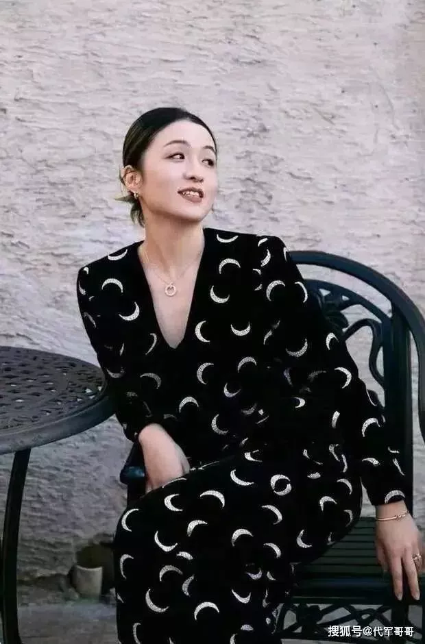 官媒点名通报 央视急换剧！秦雯袭警风波升级人脉再广也没用