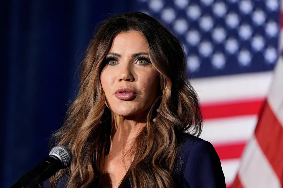 匪夷所思!国土安全部长买了10架“没发动机的飞机”