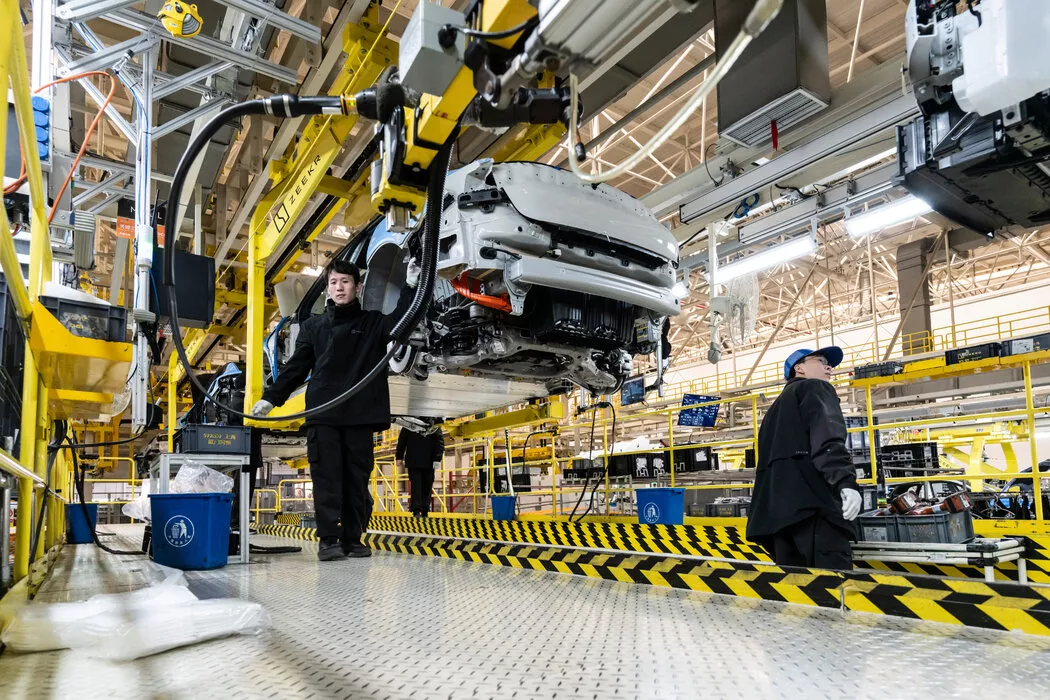 中国10月出口额意外下滑,主要出口商品价格持续下跌