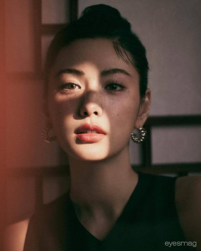 曾被评选为「世界第一美女」的南韩女演员NANA，住处遭歹徒闯入后和母亲联手将其压制。（图撷自「jin_a_nana」IG）
