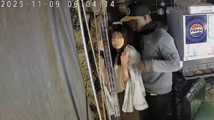 他们“假如厕真嘿咻” 惨被餐厅po网公审 他们“假如厕真嘿咻” 惨被餐厅po网公审