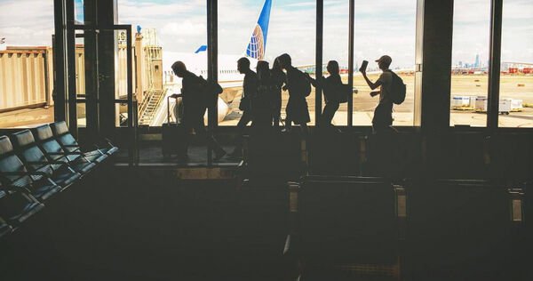 Blue Islands航空宣布破產,全數航班取消,旅客行程受嚴重影響。(示意圖/Pixabay)