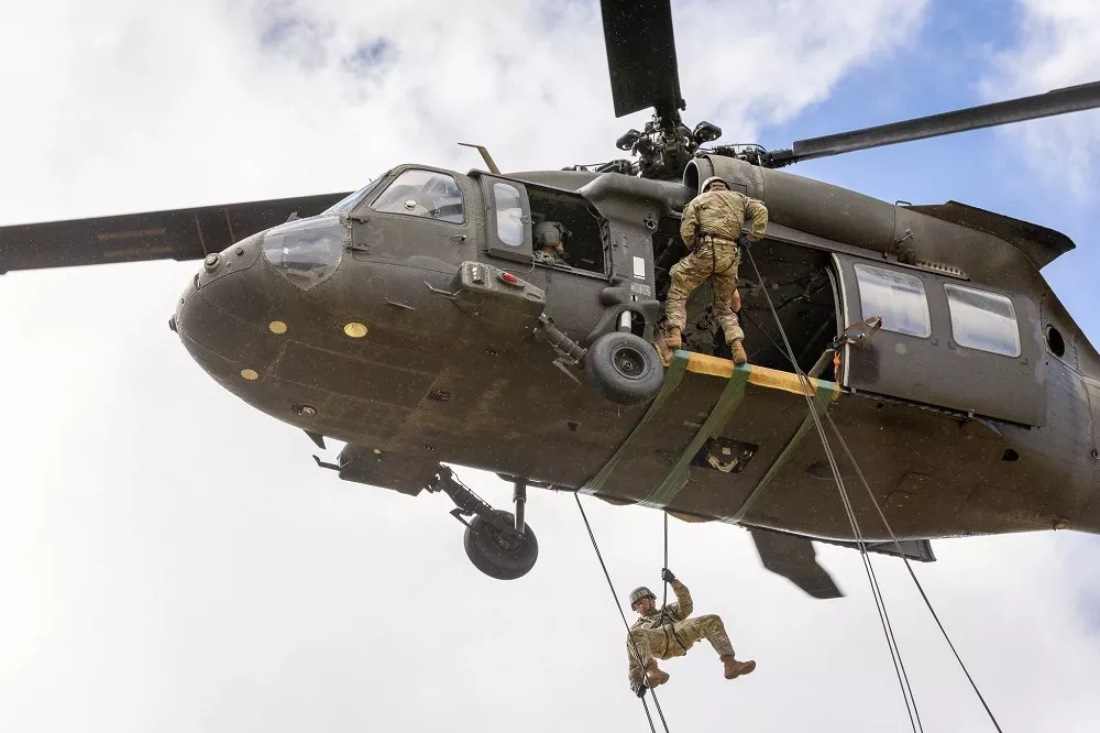 成本15元却卖4.7万 美陆军部长批军火商坑自家人