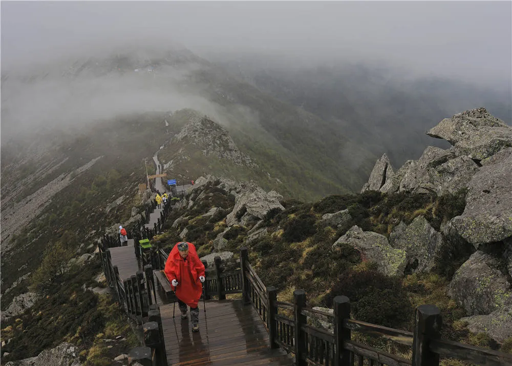 “徒步圈顶流”，中国死亡率最高的“夺命路线”