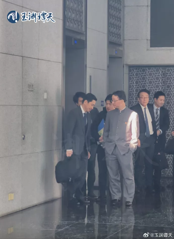 “如此不懂礼貌的外交官员,可知中国的水准”