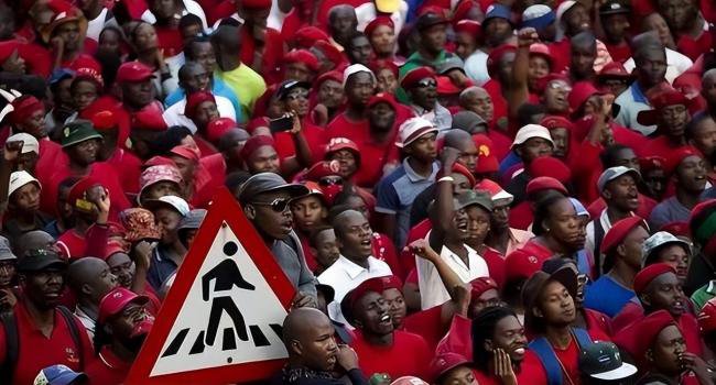 倒退最快国家:从全球第六到穷国,只用了五年 倒退最快国家:从全球第六到穷国,只用了五年