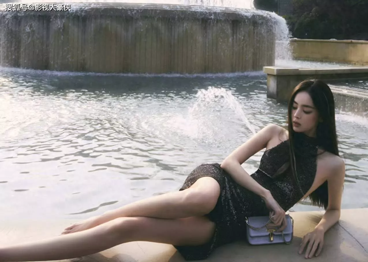 二字女星抢娜扎休息室，娱乐圈明争暗斗正酣