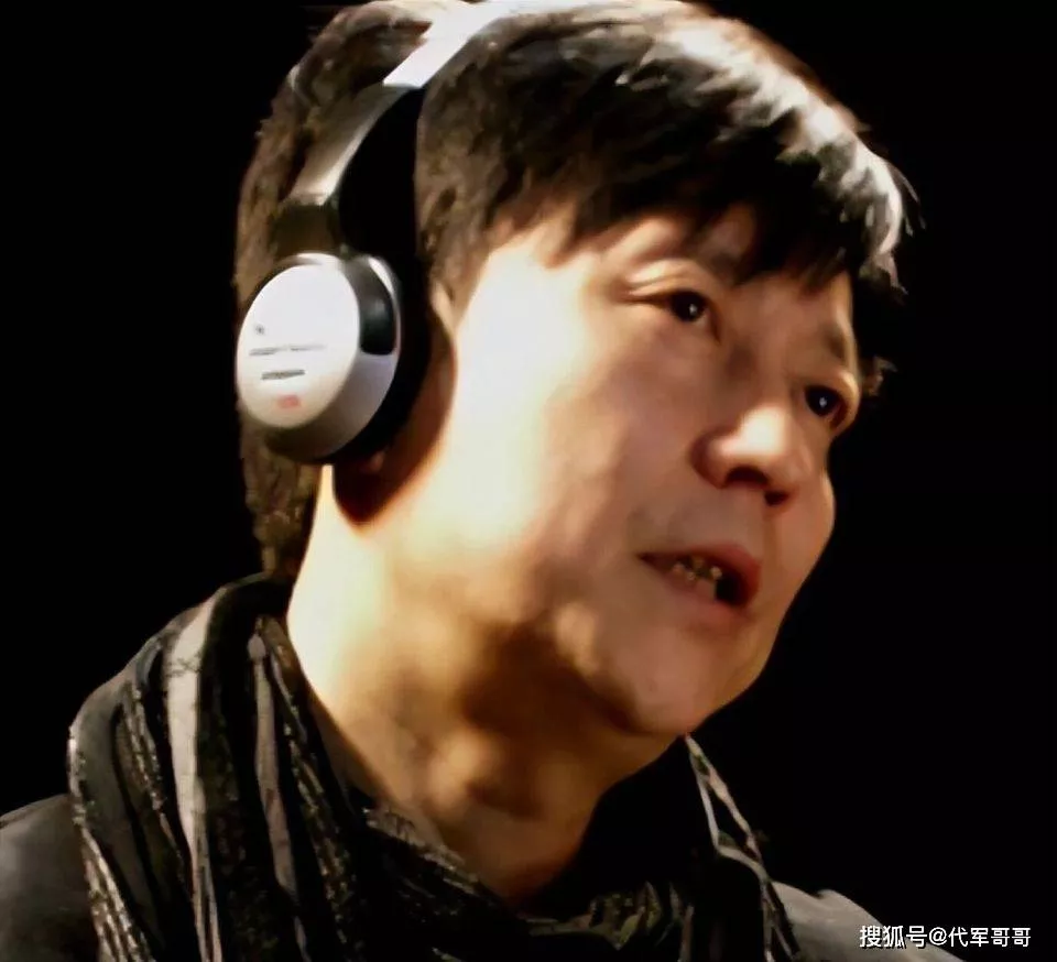 出身艺术世家,出道15年不温不火,靠《四喜》终于红了