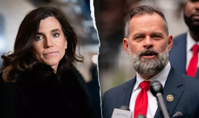 美国会“内战”全面升级：公开辱骂、党内互撕…