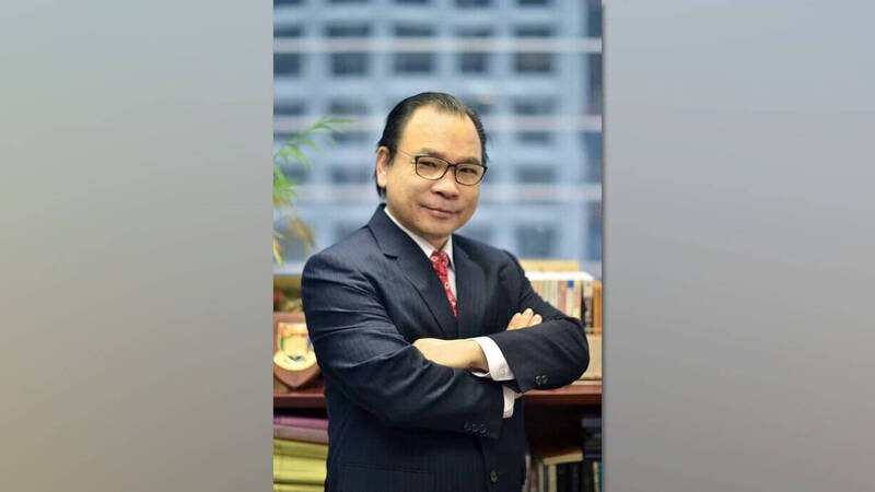 廖成利原定召开记者会讨论宏福苑大火善后，却因遭国安处约谈而取消，并透露签署了保密协议。（图：邓王周廖成利律师行专页）